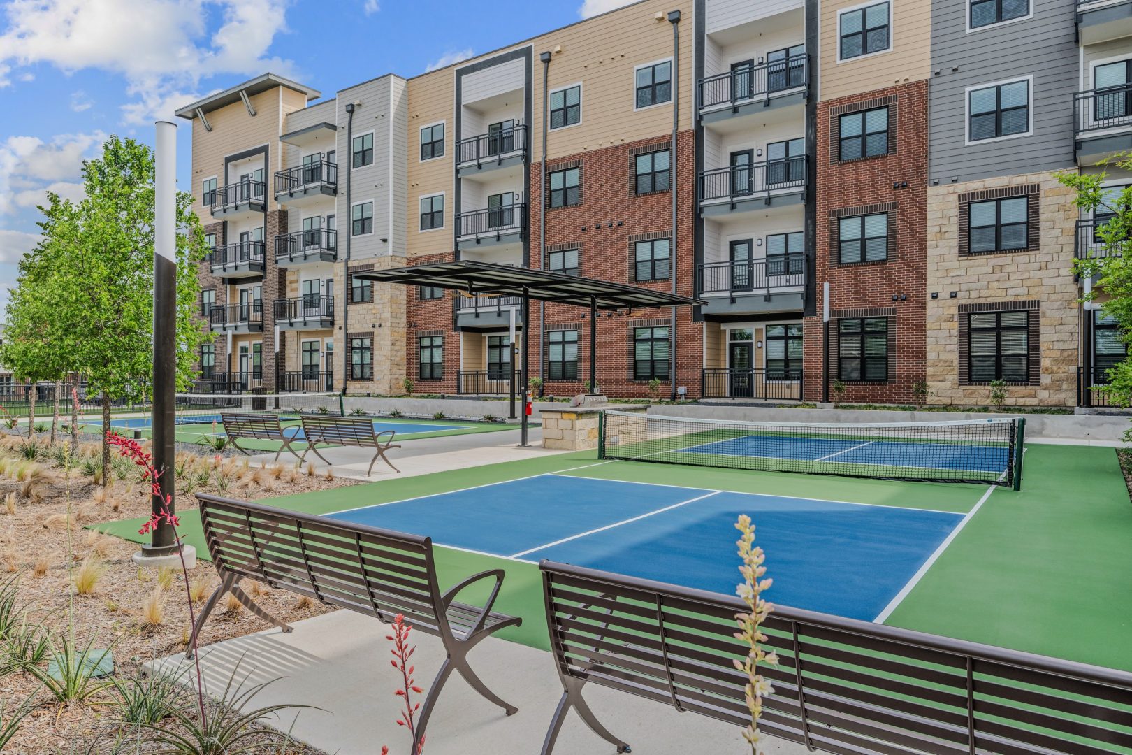 Stop the Search and Start Living in Chicago's Best Modern Rentals - Character Luxury Apartment Amenities
